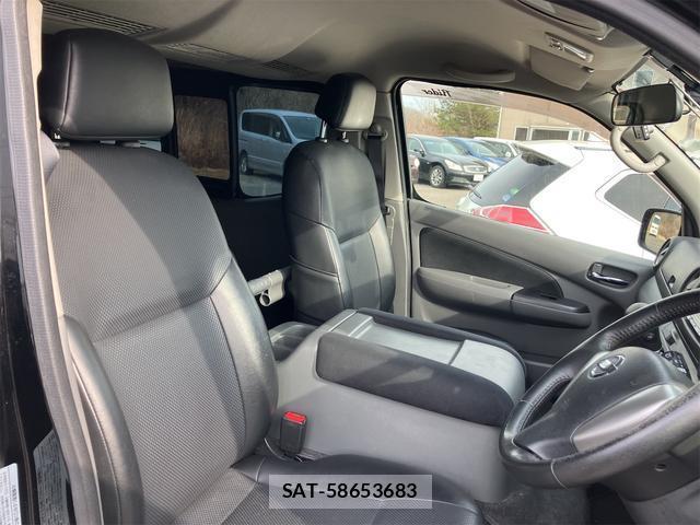 Nissan NV350 Caravan 2012-09 8011461-11