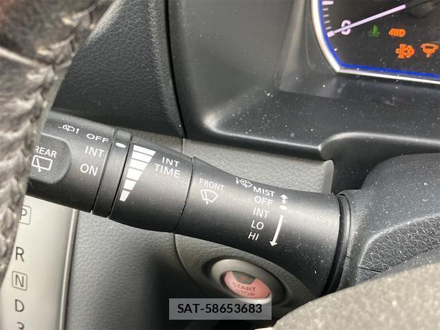 Nissan NV350 Caravan 2012-09 8011461-14