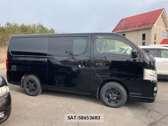 Nissan NV350 Caravan 2012-09 8011461-3