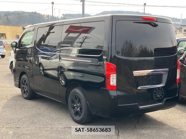 Nissan NV350 Caravan 2012-09 8011461-5
