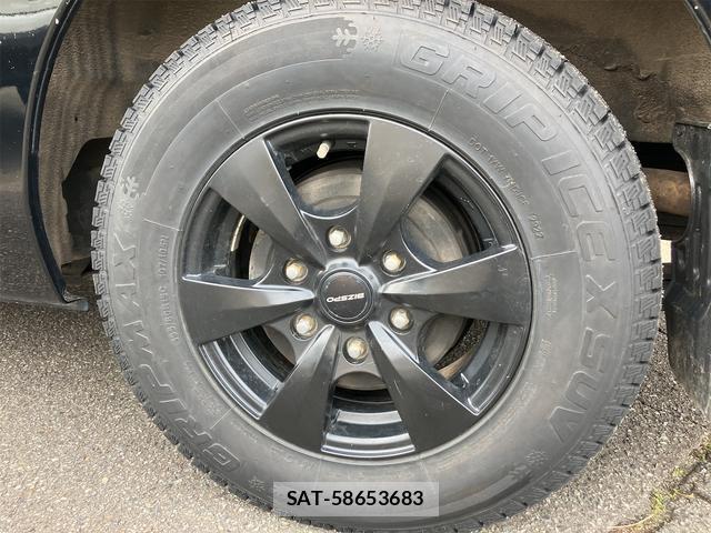 Nissan NV350 Caravan 2012-09 8011461-7