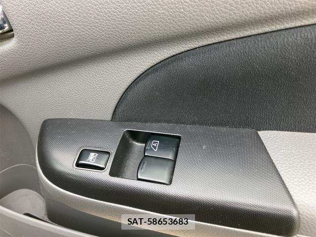 Nissan NV350 Caravan 2012-09 8011461-9