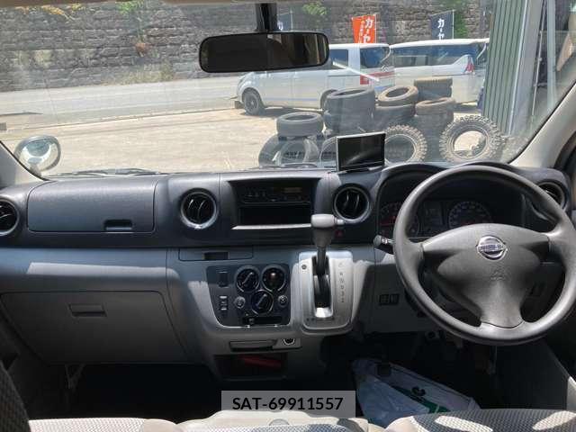 Nissan NV350 Caravan 2026-06 8011699-2