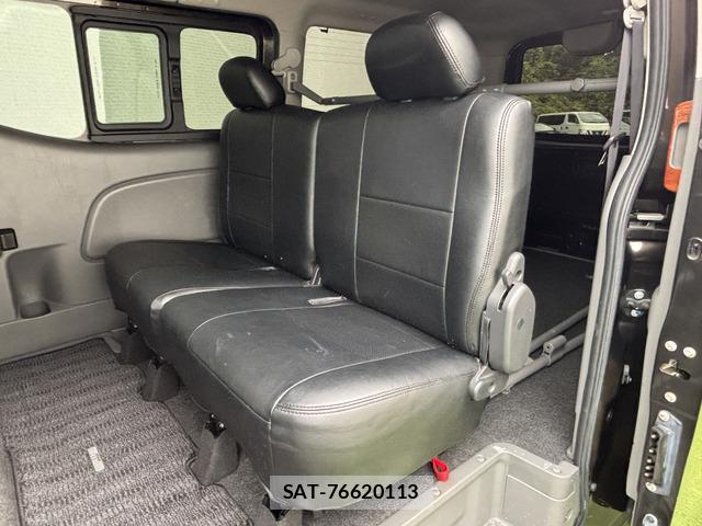 Nissan NV350 Caravan 2012-10 8011761-13