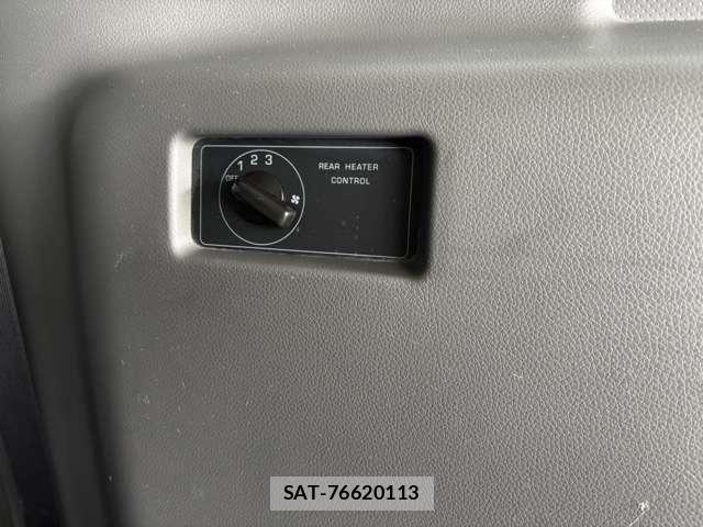 Nissan NV350 Caravan 2012-10 8011761-7
