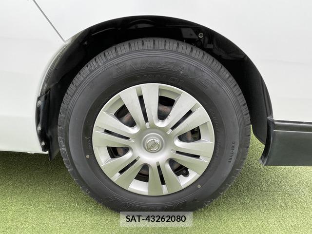 Nissan NV350 Caravan 2016-11 8011763-14