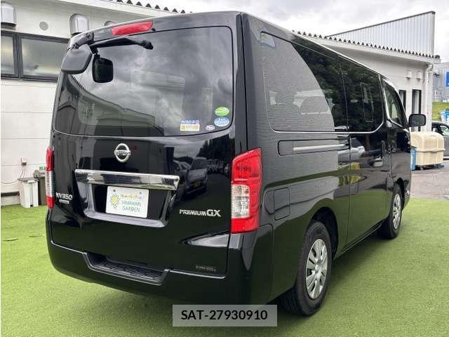 Nissan NV350 Caravan 2015-09 8011773-1
