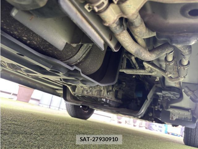 Nissan NV350 Caravan 2015-09 8011773-8