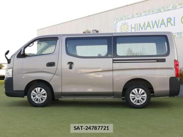 Nissan NV350 Caravan 2012-06 8011793-17