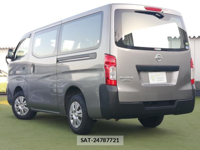 Nissan NV350 Caravan 2012-06 8011793-3