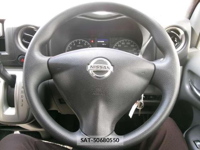 Nissan NV350 Caravan 2014-08 8012638-10