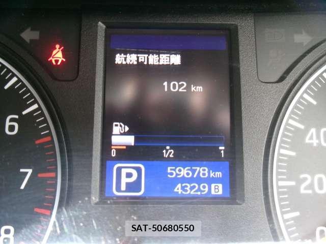 Nissan NV350 Caravan 2014-08 8012638-17