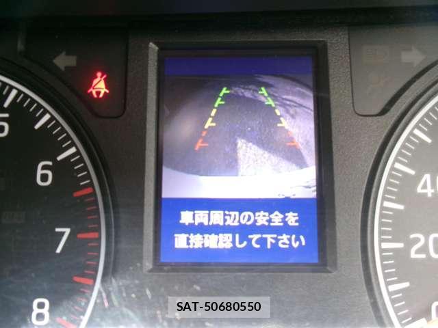 Nissan NV350 Caravan 2014-08 8012638-18