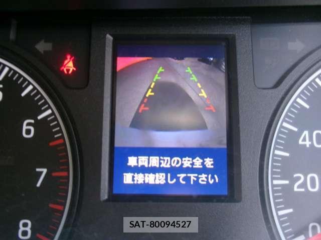 Nissan NV350 Caravan 2015-05 8012639-18