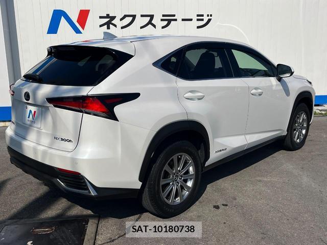 Lexus NX 2017-11 8005292-16