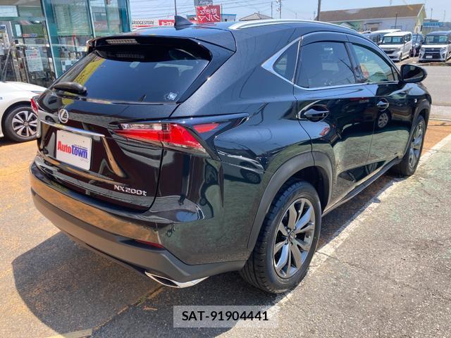 Lexus NX 2015-11 8007054-1