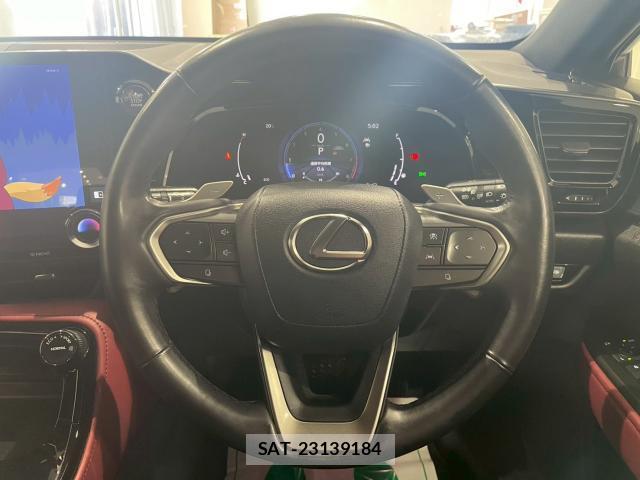 Lexus NX 2023-05 8007132-4