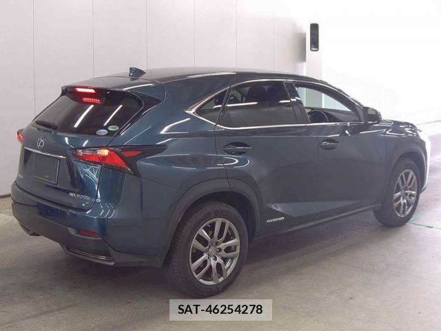 Lexus NX 2015-07 8007509-1