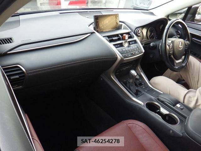 Lexus NX 2015-07 8007509-2