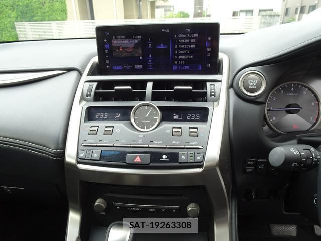 Lexus NX 2018-10 8009485-4