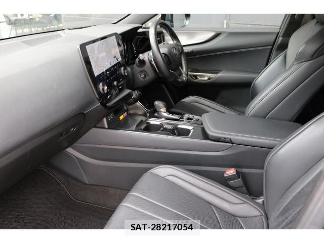 Lexus NX 2022-10 8011180-12