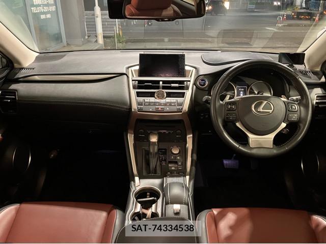 Lexus NX 2014-10 8011185-2