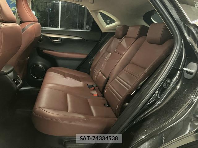 Lexus NX 2014-10 8011185-7