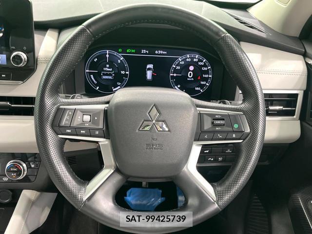 Mitsubishi OUTLANDER PHEV 2022-05 8004803-12