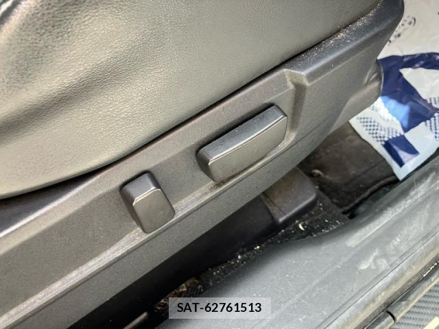 Mitsubishi OUTLANDER PHEV 2015-07 8005226-17