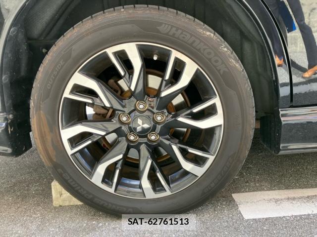 Mitsubishi OUTLANDER PHEV 2015-07 8005226-3