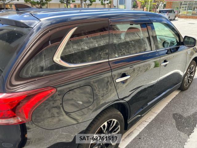 Mitsubishi OUTLANDER PHEV 2015-07 8005226-4