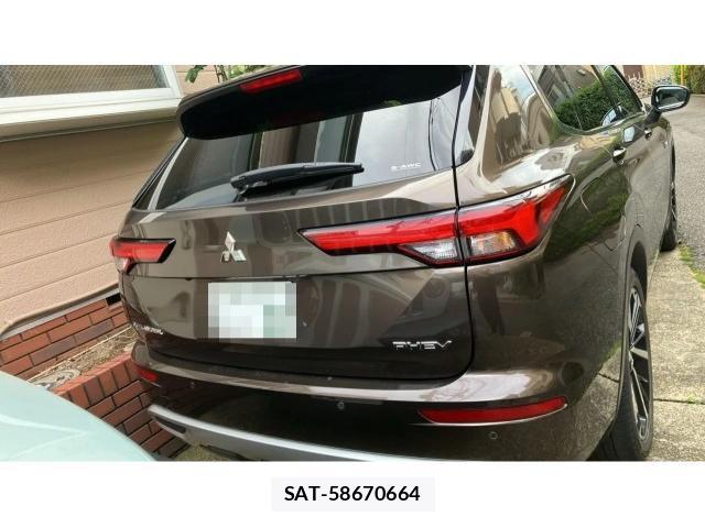 Mitsubishi OUTLANDER PHEV 2022-05 8009285-1
