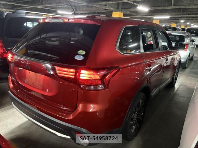 Mitsubishi OUTLANDER 2015-11 8010478-2