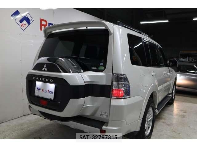 Mitsubishi PAJERO 2019-08 8010681-19