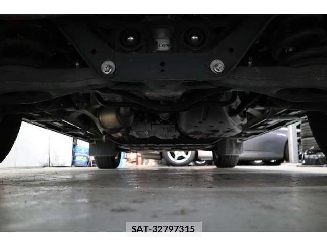 Mitsubishi PAJERO 2019-08 8010681-5