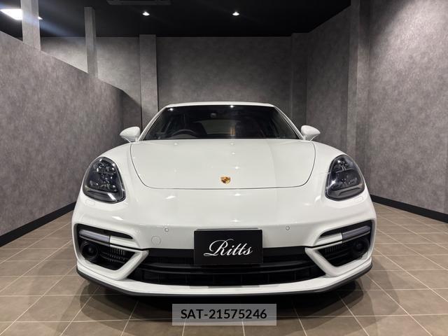 Porsche PANAMERA 2019-05 8009751-1