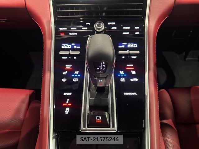 Porsche PANAMERA 2019-05 8009751-11