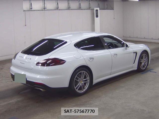 Porsche PANAMERA 2015-12 8010285-1