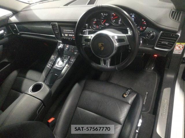 Porsche PANAMERA 2015-12 8010285-2