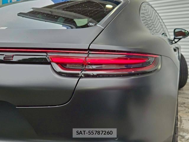 Porsche PANAMERA 2019-07 8011901-3