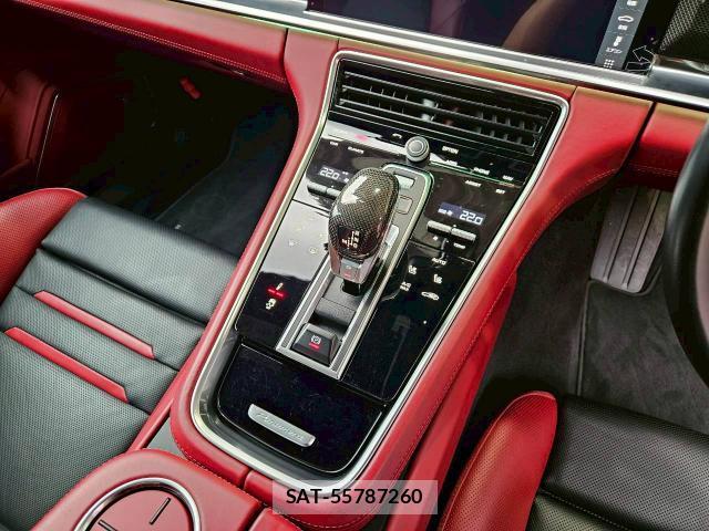 Porsche PANAMERA 2019-07 8011901-8