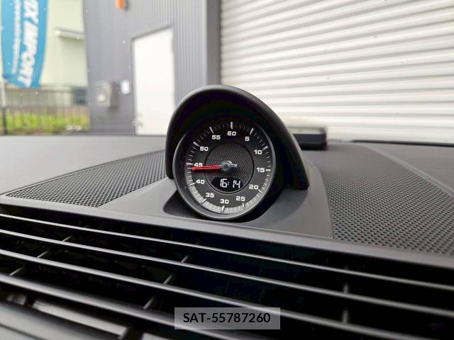 Porsche PANAMERA 2019-07 8011901-9