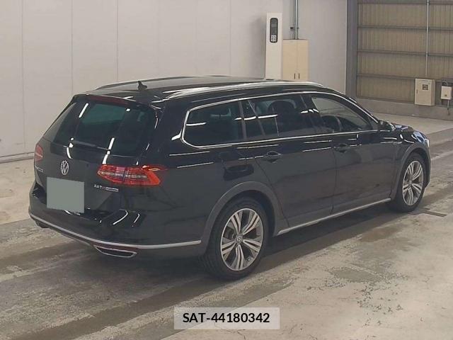 VolksWagen PASSAT ALLTRACK 2018-12 8009281-5