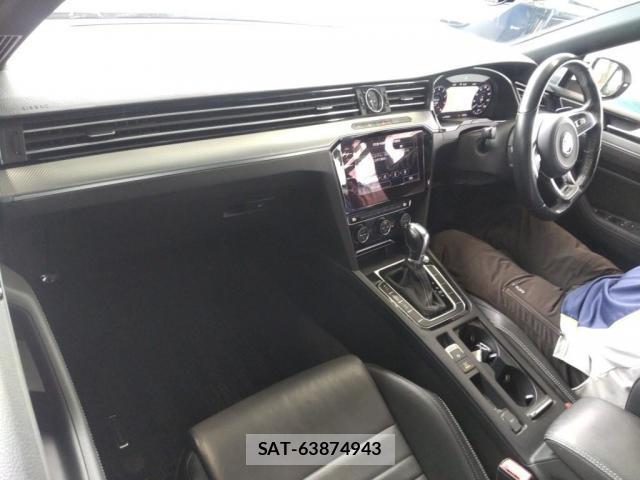 VolksWagen PASSAT VARIANT 2018-06 8009362-2