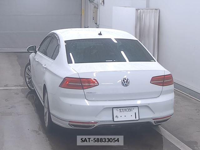 VolksWagen PASSAT 2018-12 7815238-4