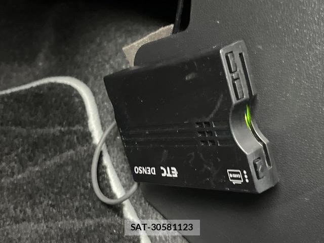 Toyota PASSO 2017-04 8007735-5