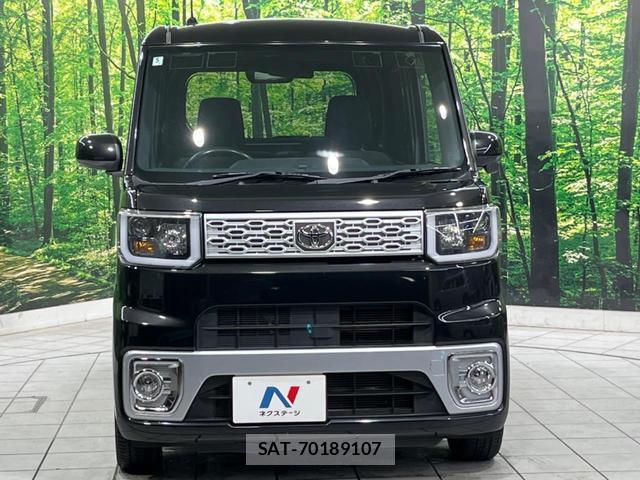 Toyota Pixis Mega 2016-05 8007669-13