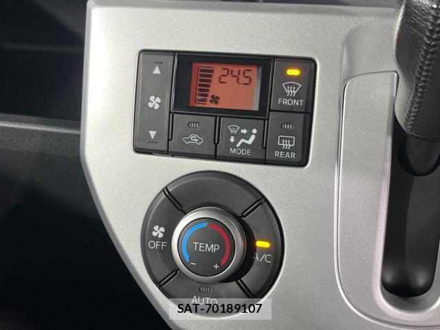 Toyota Pixis Mega 2016-05 8007669-6