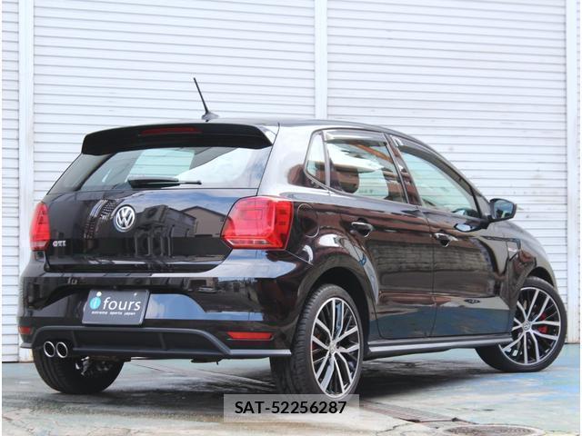 VolksWagen POLO 2015-11 8004443-10