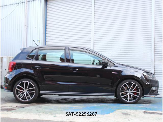VolksWagen POLO 2015-11 8004443-3